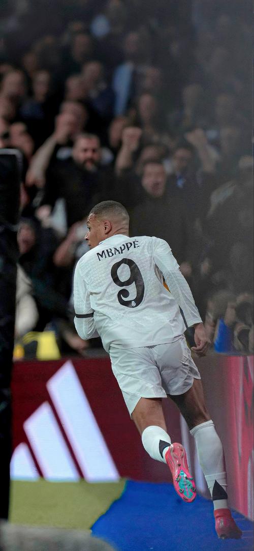 国安vs梅州：三外援PK四外援；张玉宁、王刚、曹永竞首发（国安战梅州：三外援对抗四外援，张玉宁王刚曹永竞首发登场）