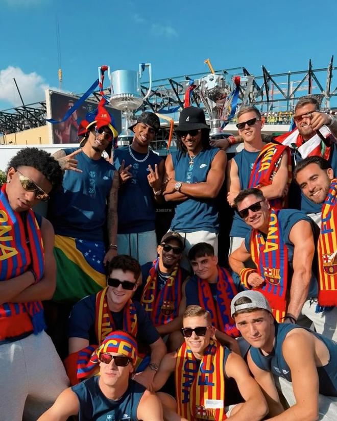 联赛、欧冠、世界杯和金球奖？亚马尔：我全都想要（亚马尔豪言：联赛、欧冠、世界杯、金球奖一个都不能少）