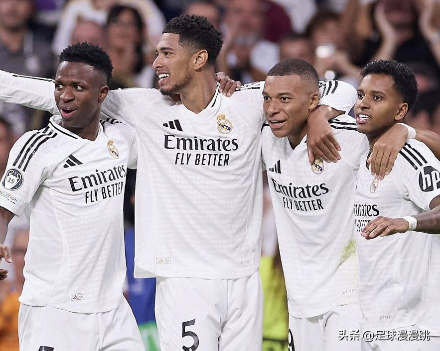 半场：阿森纳0-1热刺，萨尔超远吊射神仙球，里沙利松失空门（半场战报：热刺暂1-0阿森纳，萨尔超远挑射世界波，里沙利松错失空门）