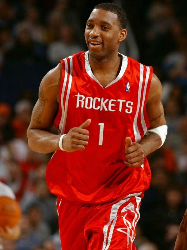 昂达夫连续6轮德甲进球，打破克林斯曼保持的斯图加特队史纪录（昂达夫德甲连场破门达6场，超越克林斯曼创斯图加特新纪录）