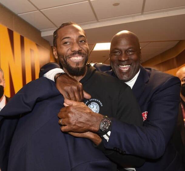 阿隆索将下课，五位名帅或有望执教皇（阿隆索帅位告急，五位名帅被传接掌皇马）