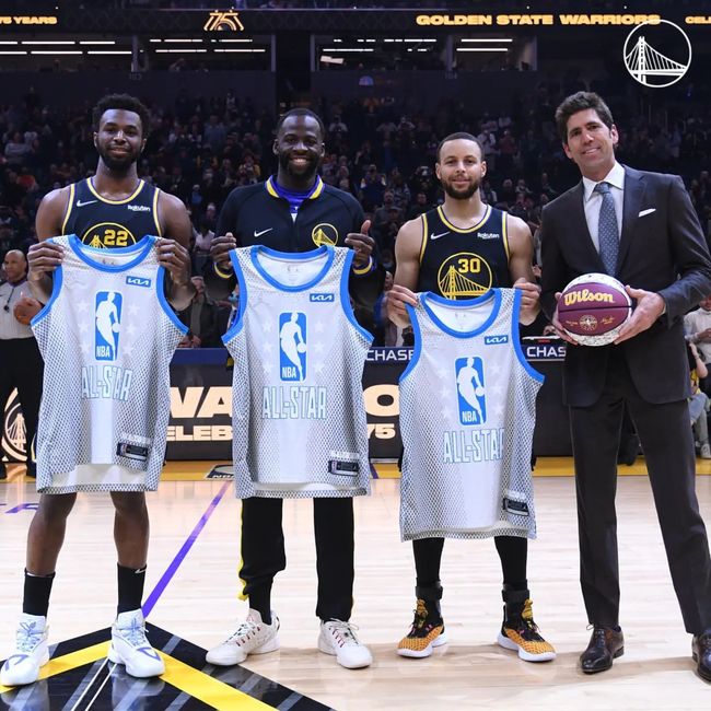 美记：多支季后赛球队询问祖巴茨交易，快船要价至少两个首轮（美媒：多支季后赛队打听祖巴茨交易，快船索要至少两枚首轮签）