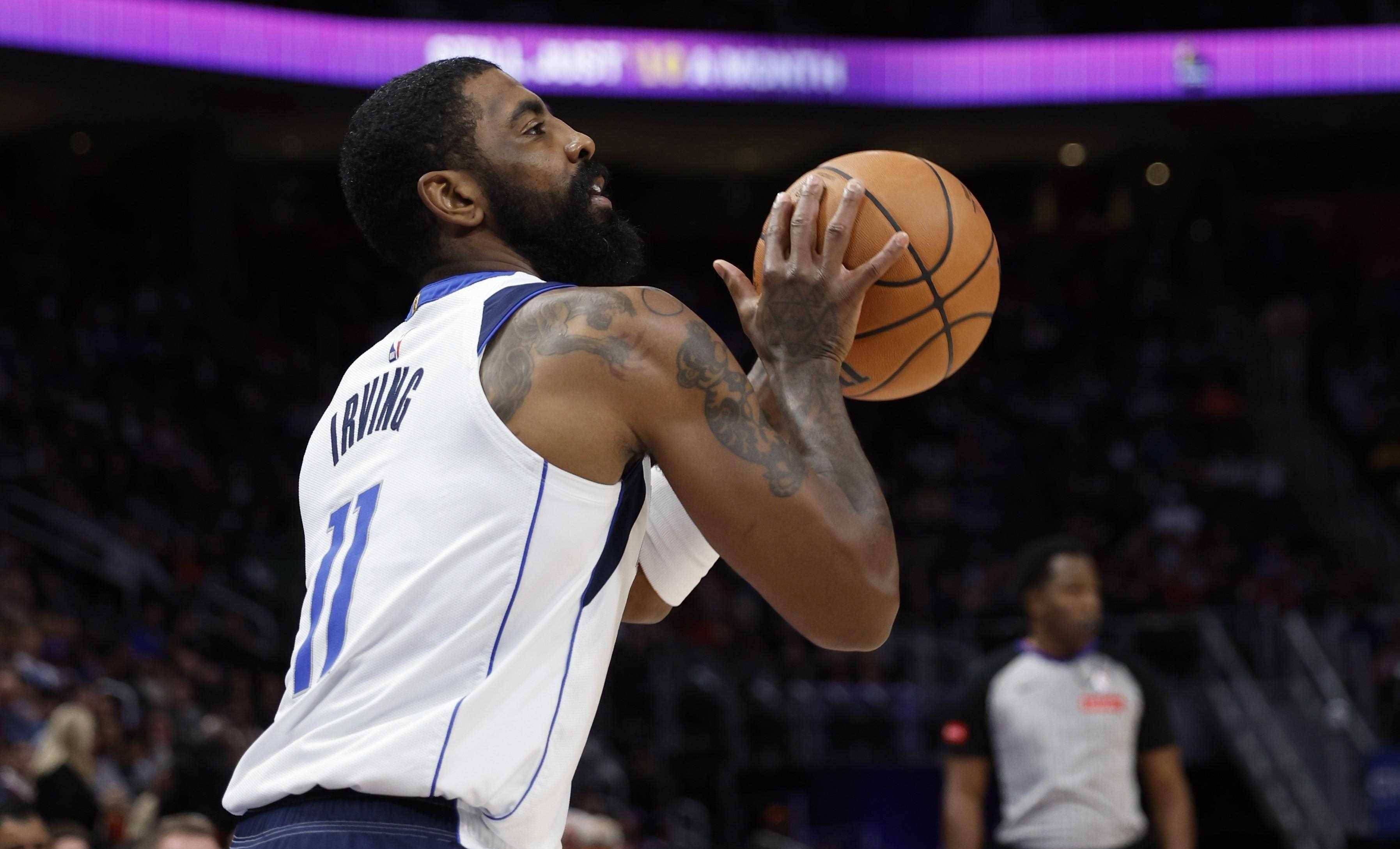 曼晚：缺乏比赛时间，梅努入选世界杯大名单的梦想变得渺茫（曼晚：出场时间受限，梅努入围世界杯名单前景不乐观）