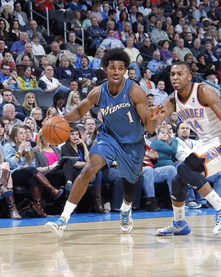 复出+梅开二度：蓝军未来新援埃梅加vs里尔个人集锦（复出即双响：蓝军准新援埃梅加对阵里尔个人集锦）